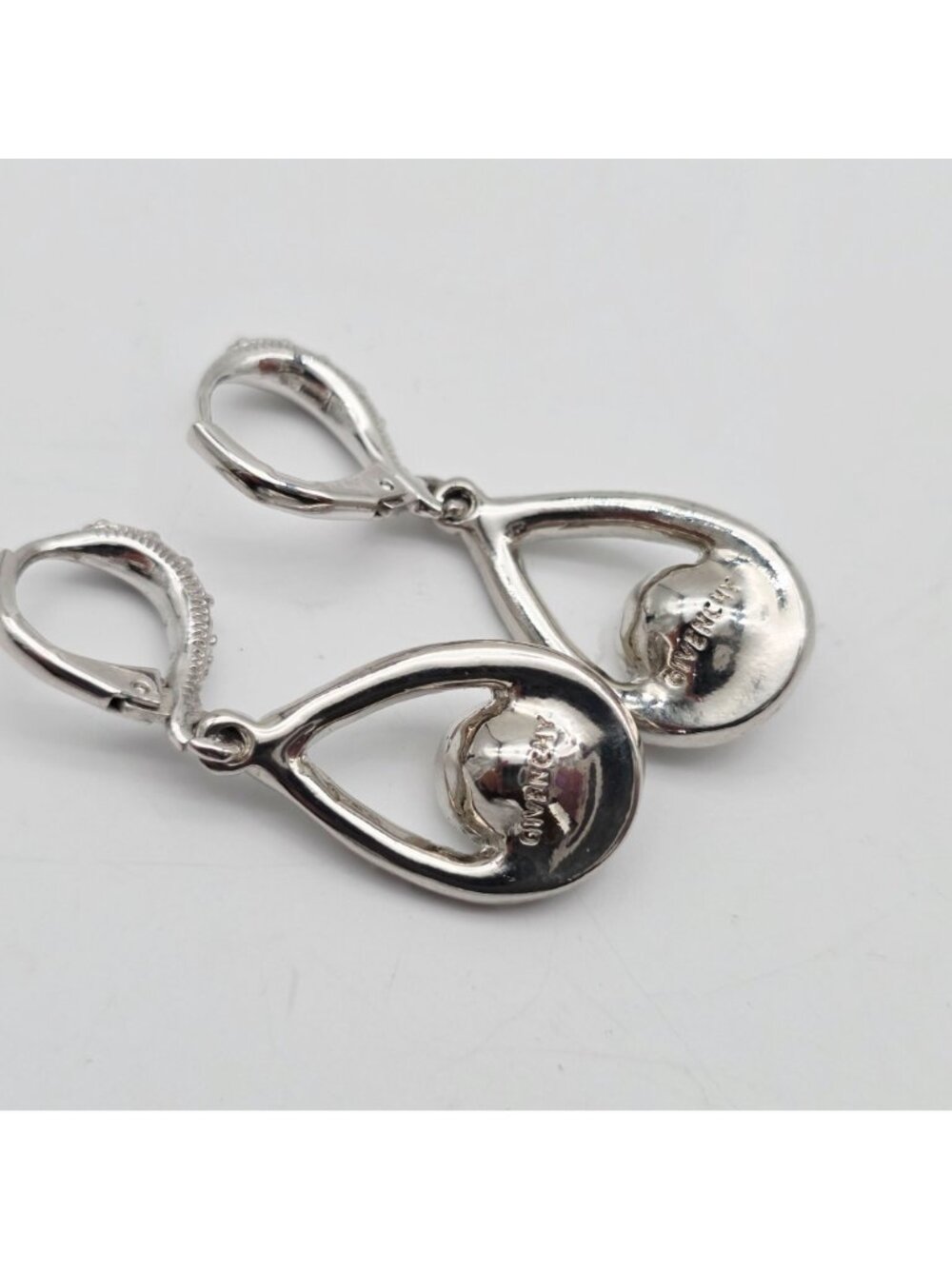Givenchy Crystal Teardrop Dangle Earrings Silver-Tone Leverback Vintage Jewelry - Picture 4 of 6